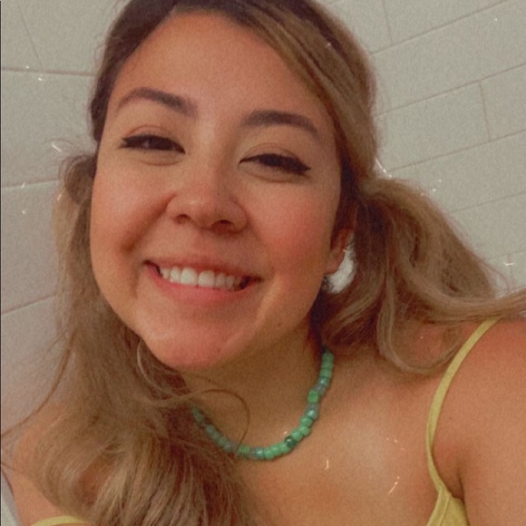 Meet your Posher, Roxanna - Picture 1 of 1